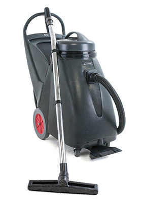 The Summit Pro® 18SQ offers great performance and value in a wet/dry vacuum.