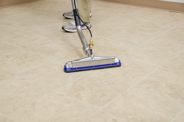 The Squeegee Tool is ideal for surfaces that need high pressure cleaning and instantaneous dry times. 